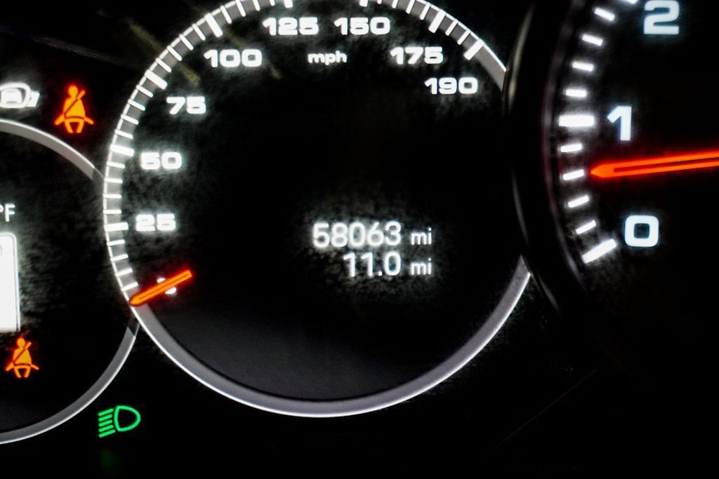 Used 2022 Porsche Panamera 4 Platinum Edition image 48