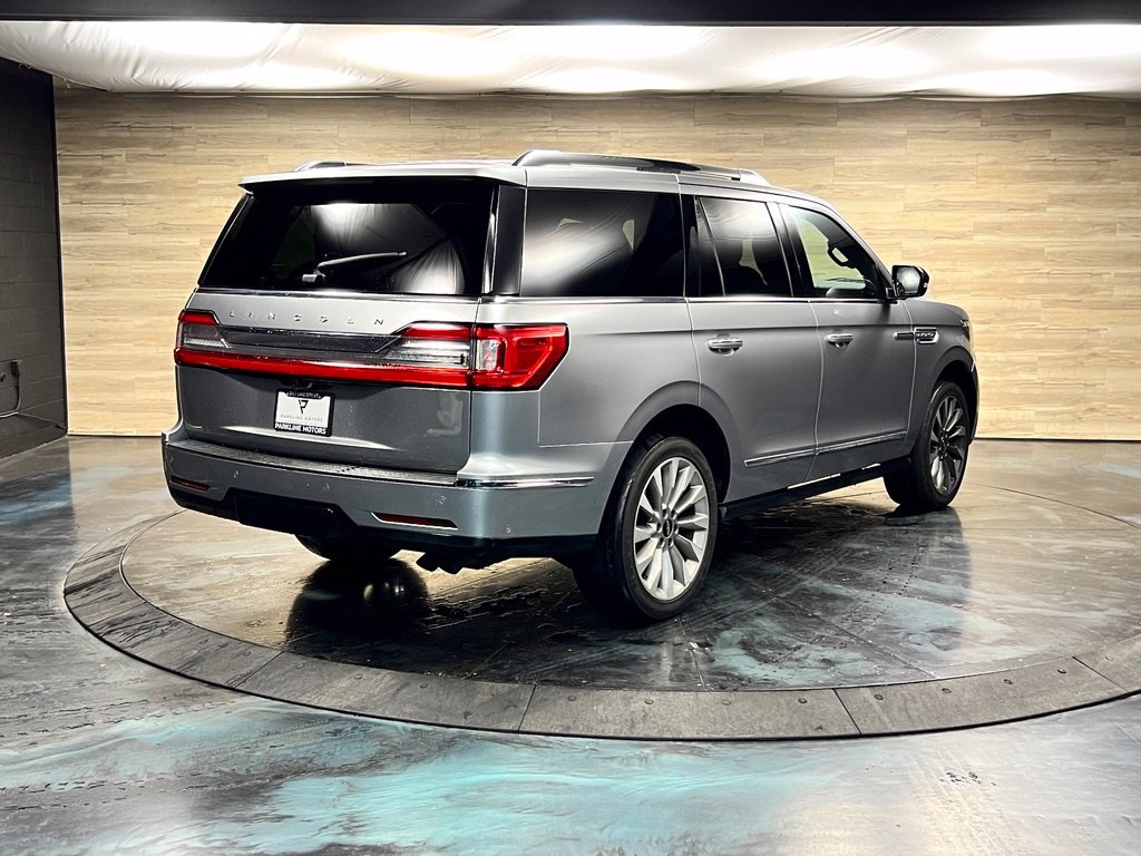 Used 2021 Lincoln Navigator Reserve AWD/4WD image 17
