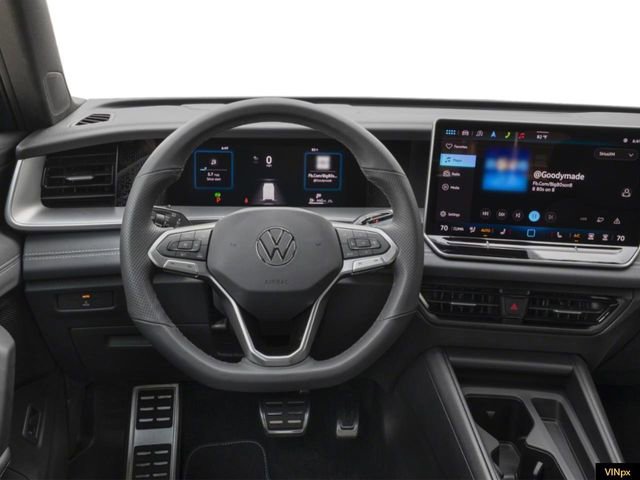 New 2025 Volkswagen Tiguan SE R-Line image 8