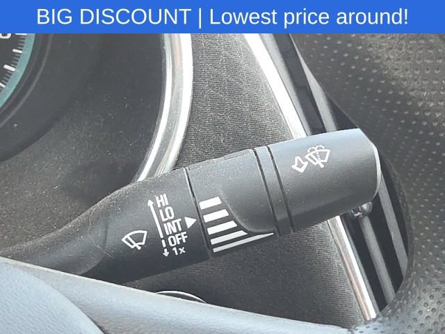 Used 2020 Chevrolet Malibu LT FWD image 36
