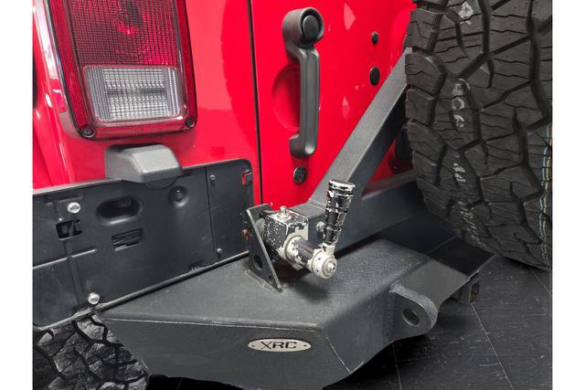 Used 2016 Jeep Wrangler Unlimited Sahara w/ Connectivity Group image 30