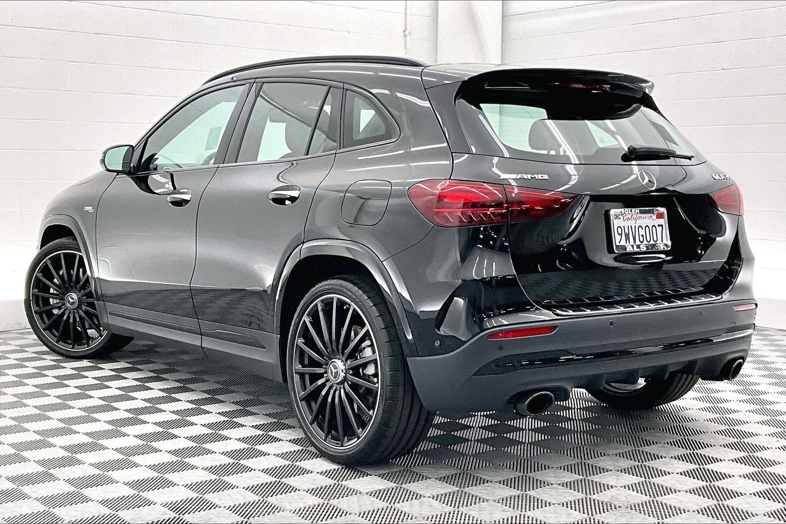 Used 2026 Mercedes-Benz GLA 35 AMG 4MATIC image 10