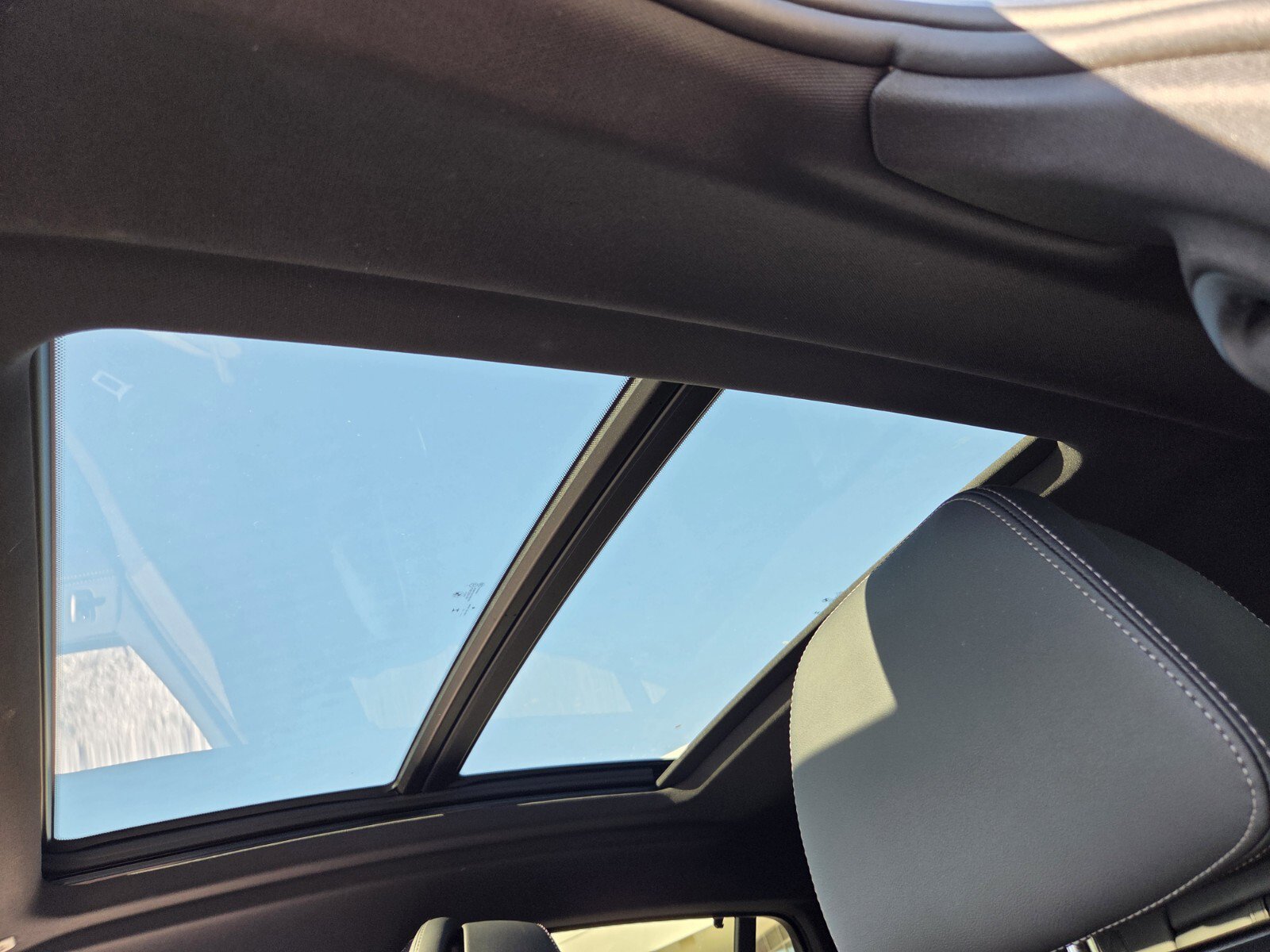 Certified 2024 BMW X6 xDrive40i w/ Premium Package image 20