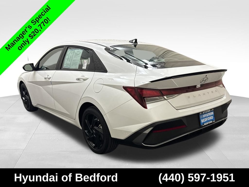 Certified 2026 Hyundai Elantra Sport FWD image 8