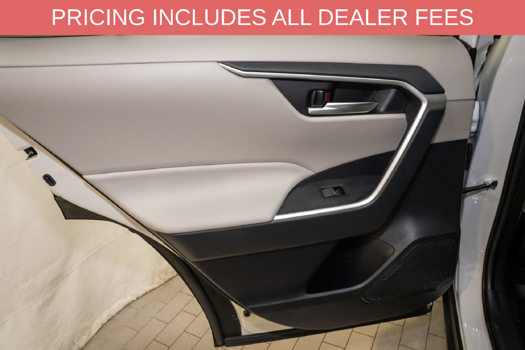 Used 2025 Toyota RAV4 XLE Premium w/ Weather Package AWD/4WD image 11