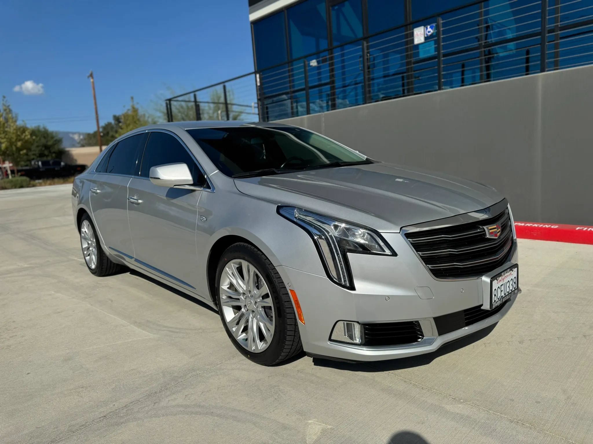 Used 2018 Cadillac XTS Luxury FWD image 16