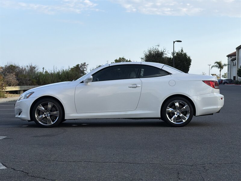 Used 2010 Lexus IS 350C RWD image 26