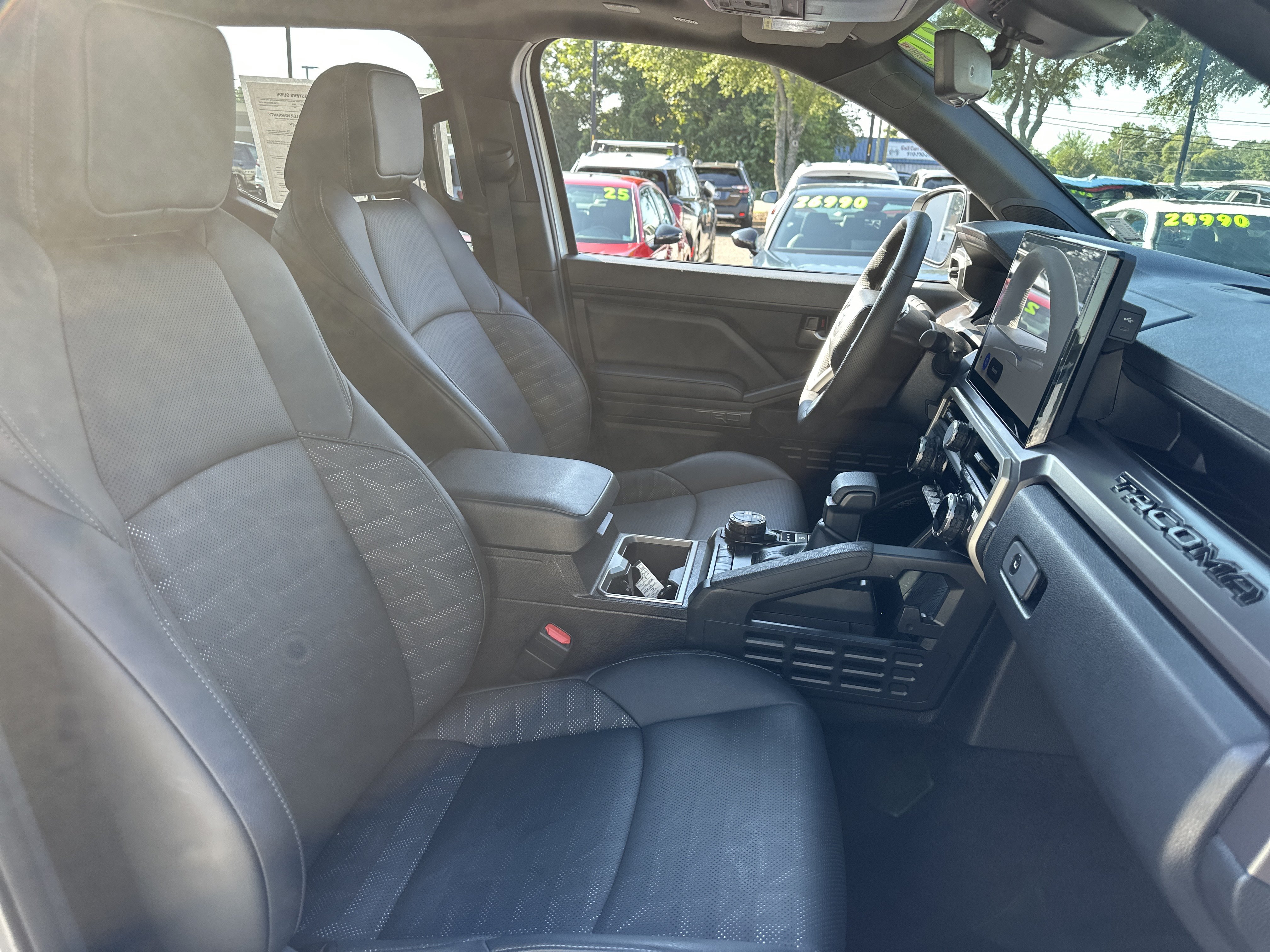 Used 2024 Toyota Tacoma TRD Off-Road AWD/4WD image 13