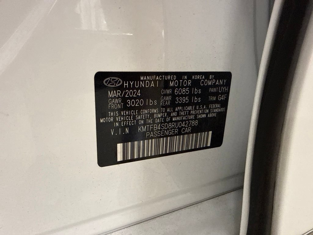 Certified 2024 Genesis G90 3.5T AWD/4WD image 5