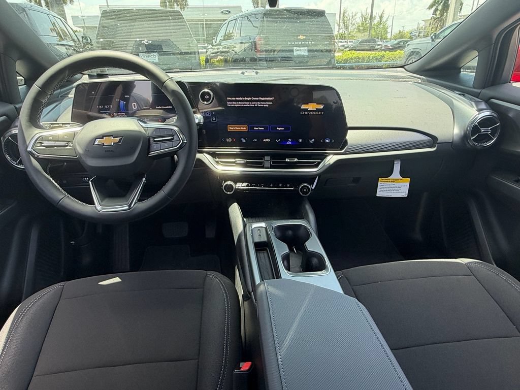New 2026 Chevrolet Equinox EV LT w/ Comfort Package AWD/4WD image 8
