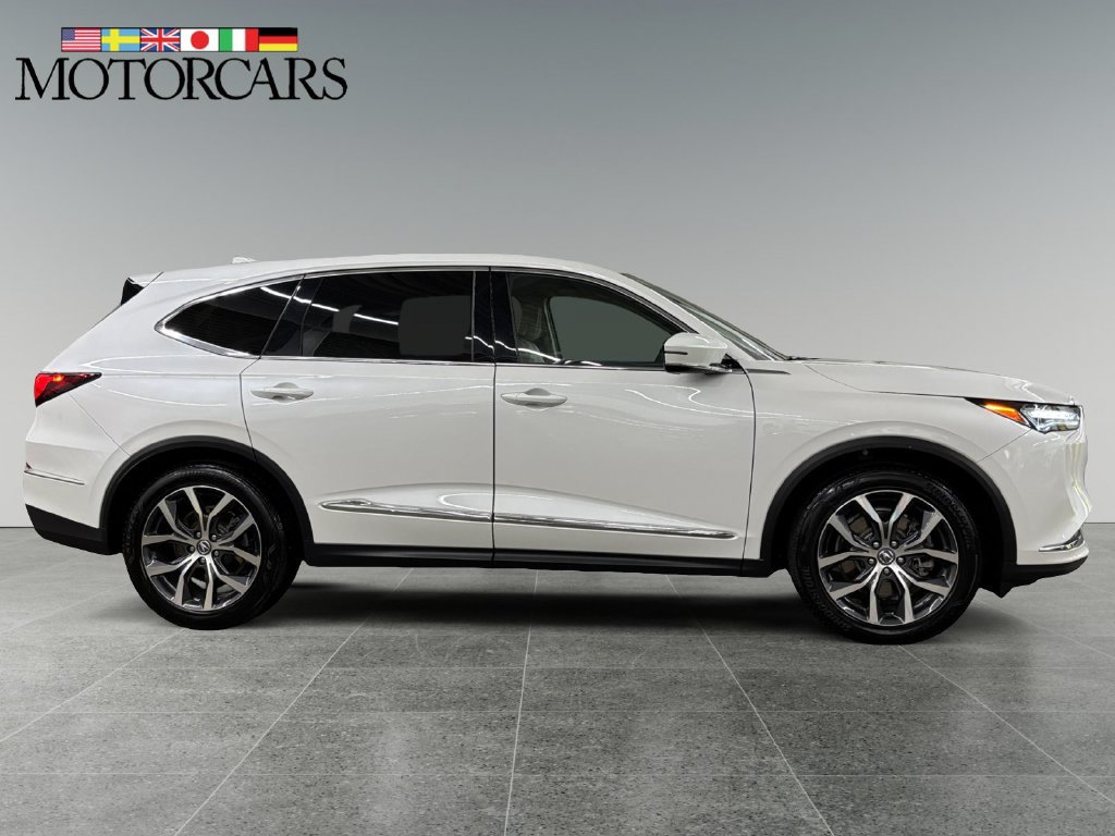Certified 2024 Acura MDX w/ Technology Package AWD/4WD image 2