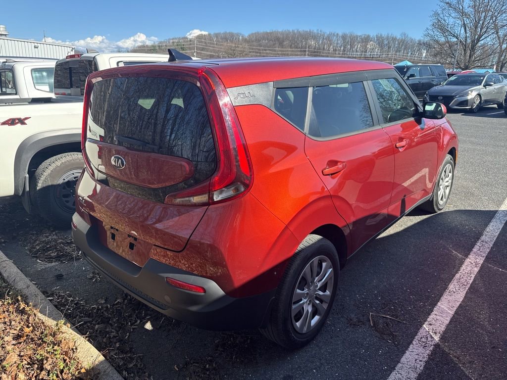Used 2021 Kia Soul LX image 4
