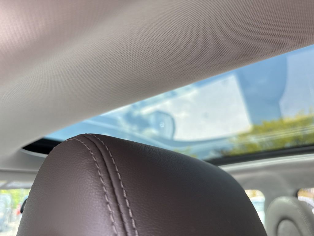 Used 2017 Hyundai Santa Fe Limited AWD/4WD image 27