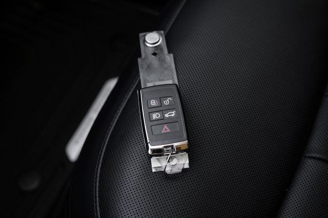 New 2026 Land Rover Range Rover SE AWD/4WD image 77