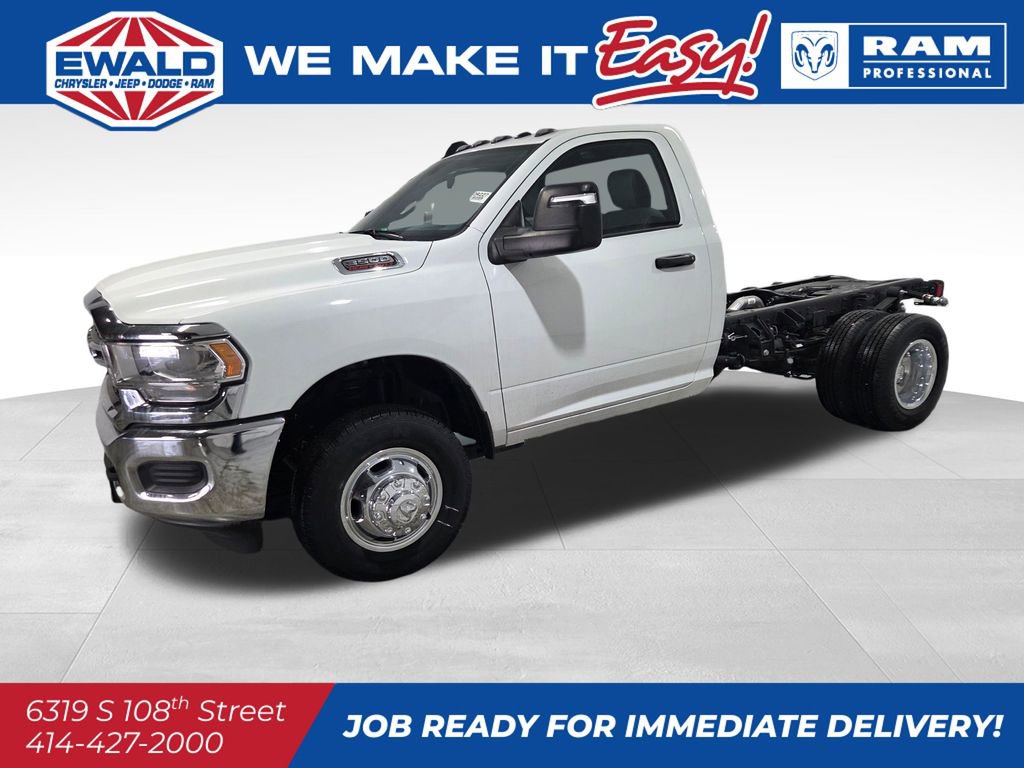 New 2024 RAM 3500 Tradesman image 17