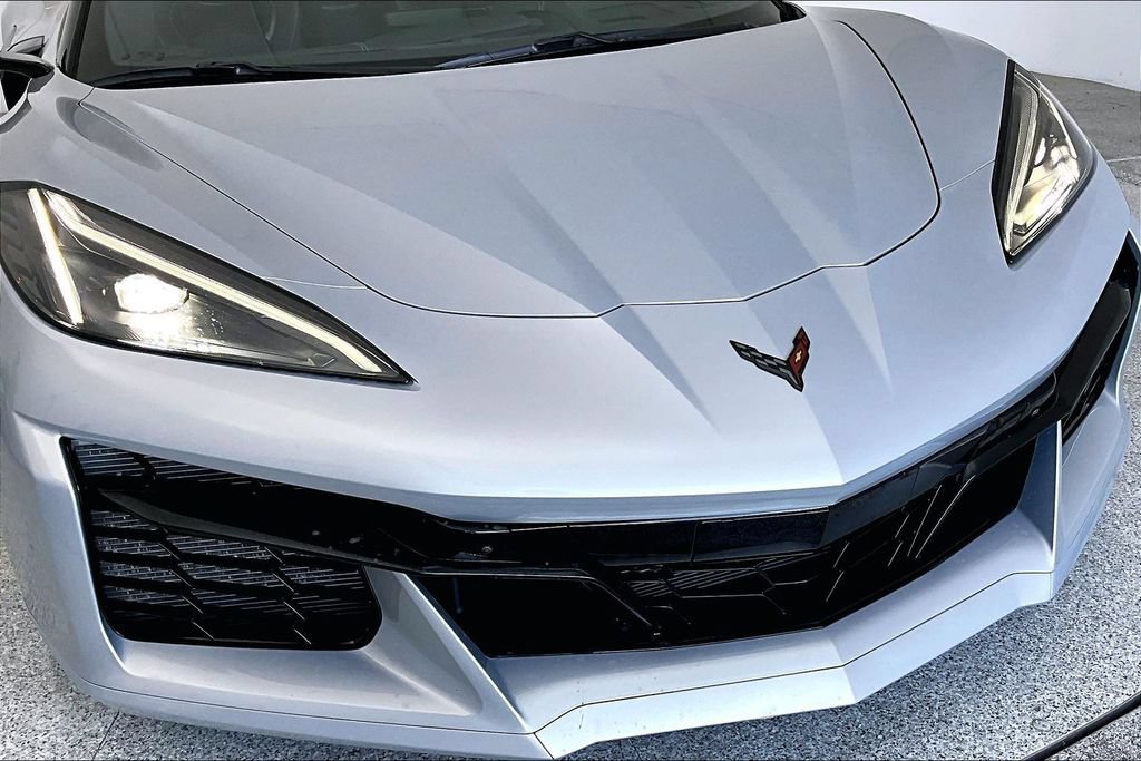 Used 2024 Chevrolet Corvette Z06 w/ Stealth Interior Trim Package RWD image 36