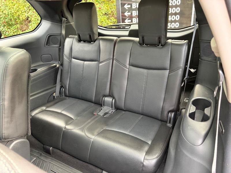 Used 2014 Nissan Pathfinder Platinum w/ Platinum Premium Package FWD image 37