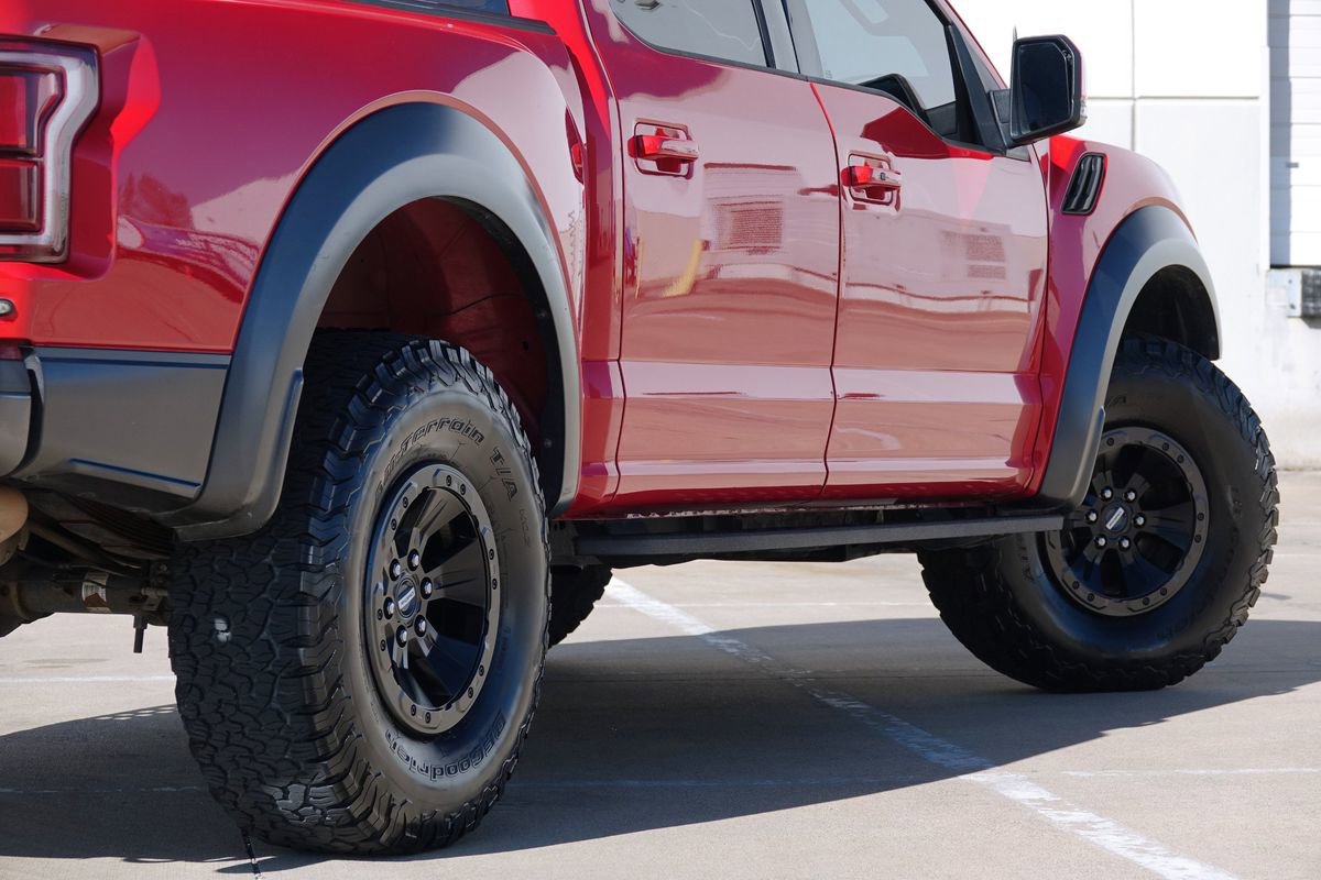 Used 2018 Ford F150 Raptor w/ Equipment Group 802A Luxury AWD/4WD image 34