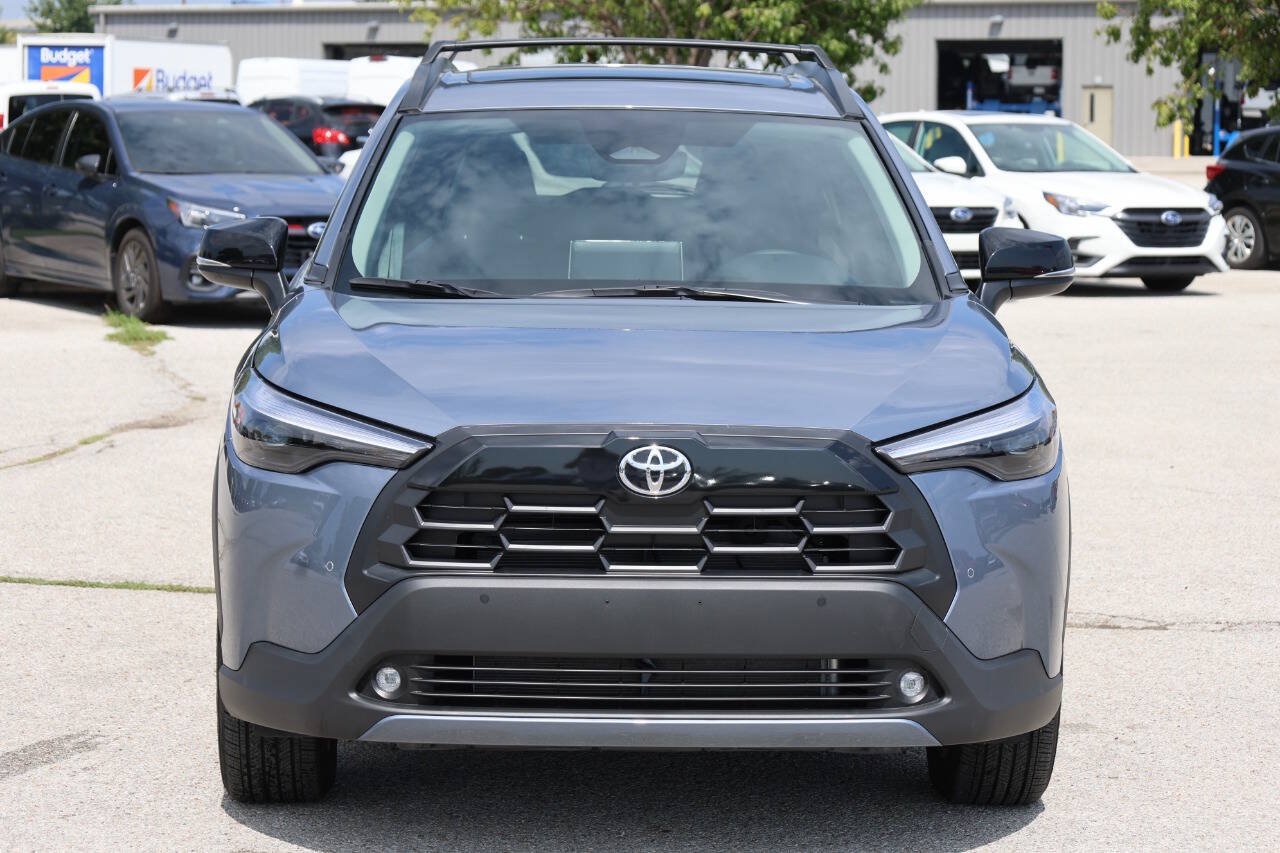 Used 2026 Toyota Corolla Cross XLE w/ Convenience Package AWD/4WD image 2
