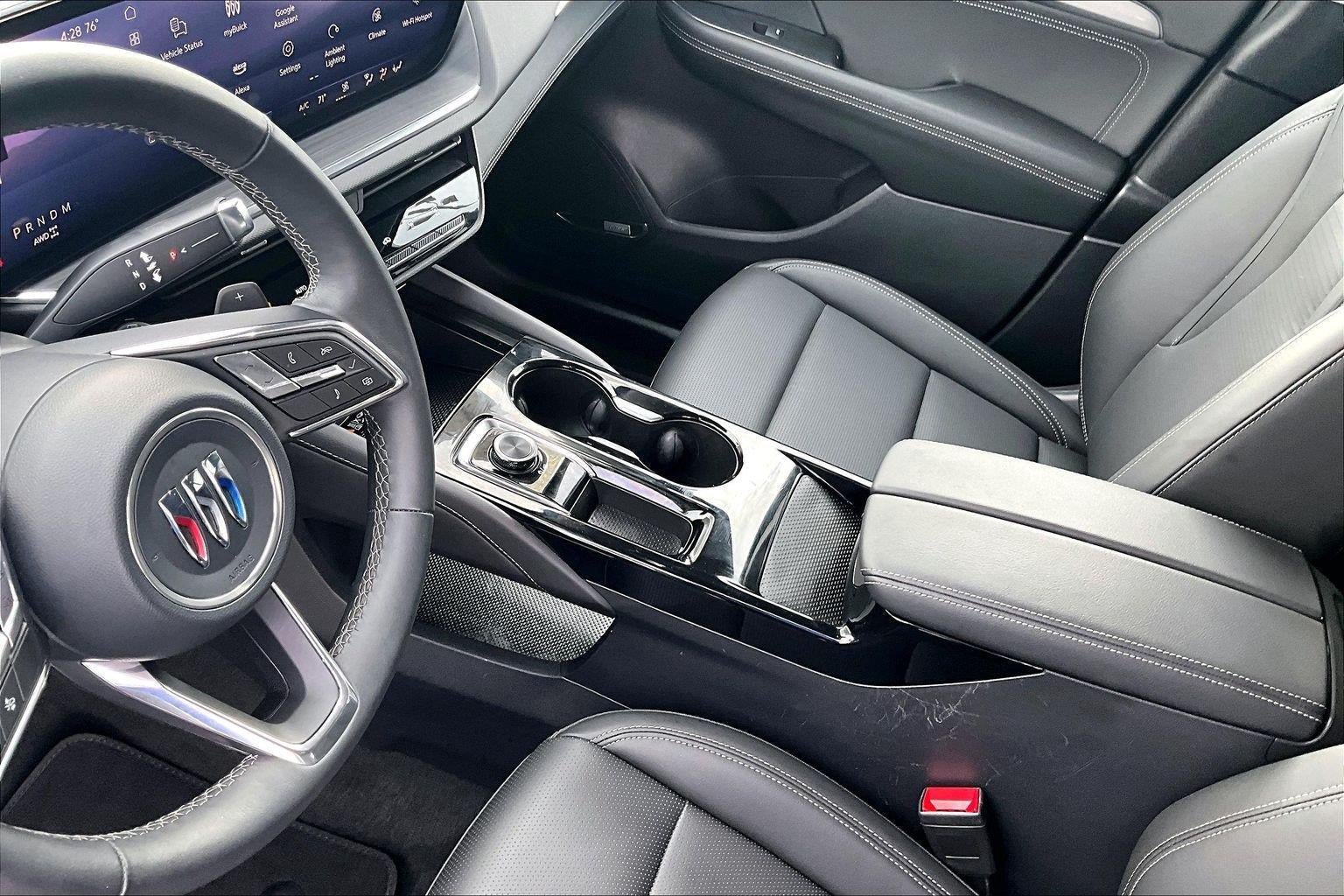 Used 2025 Buick Envision Preferred AWD/4WD image 18