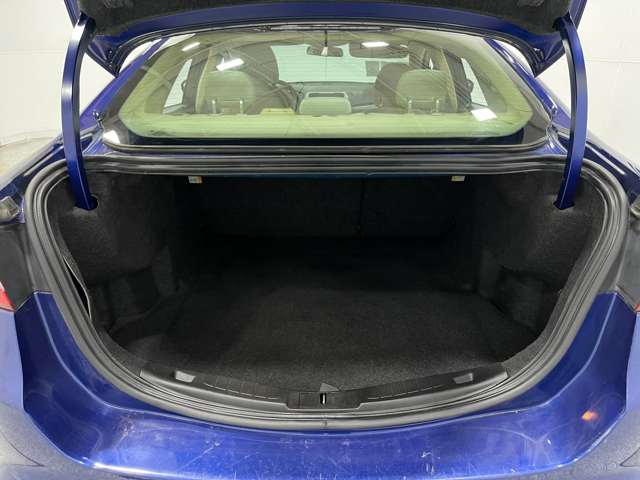 Used 2013 Ford Fusion SE FWD image 23