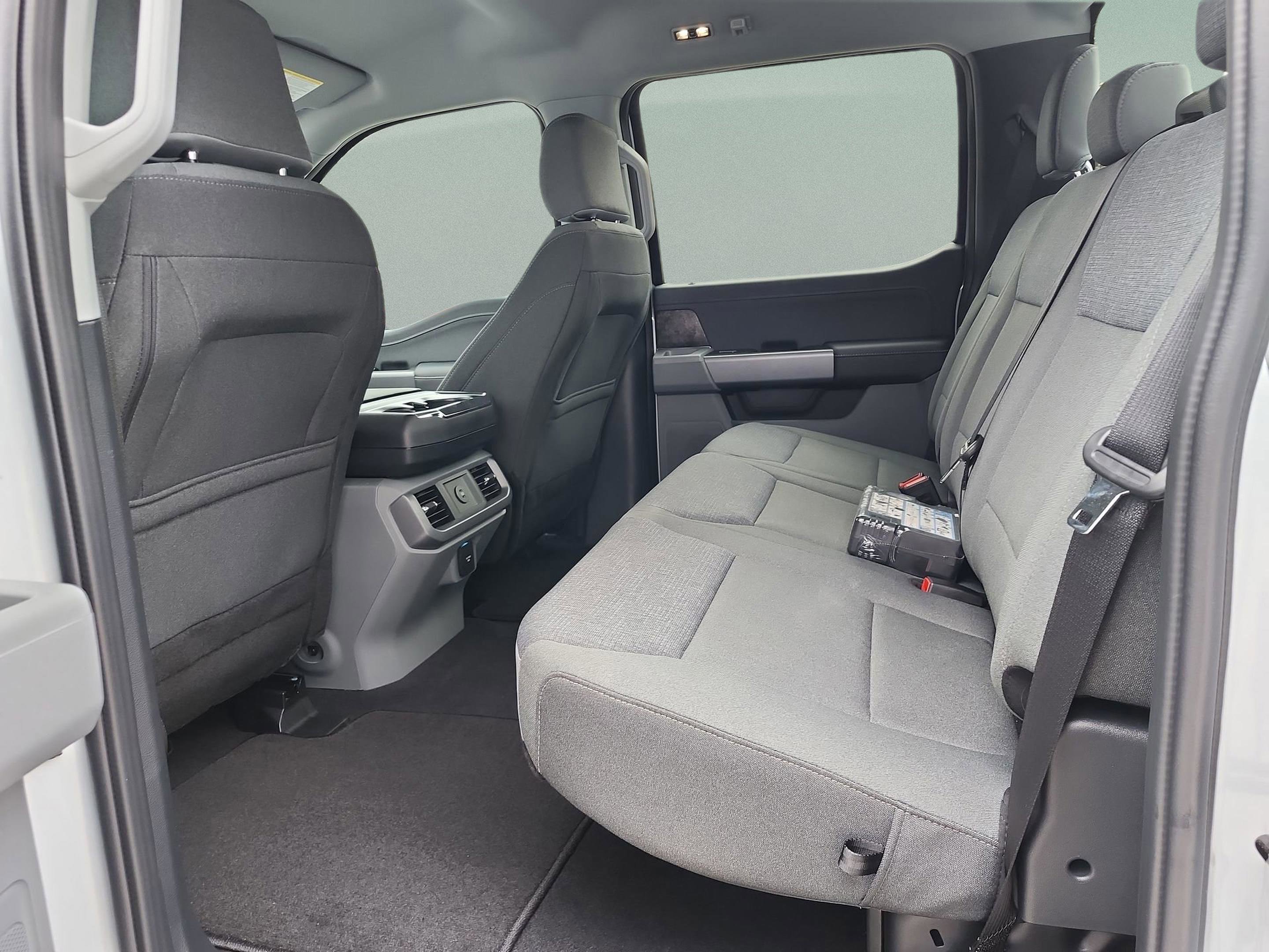 New 2025 Ford F150 Lightning XLT image 16