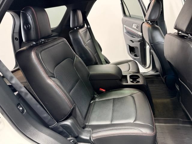 Used 2018 Ford Explorer Sport w/ Equipment Group 401A AWD/4WD image 26