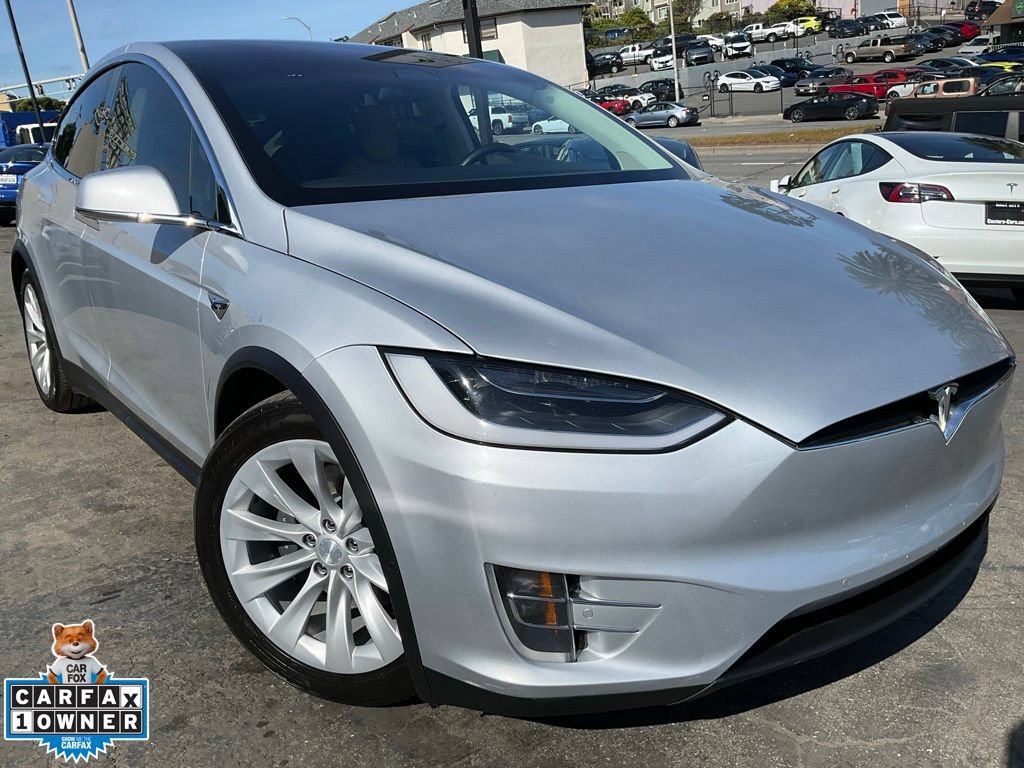 Used 2016 Tesla Model X 75D AWD/4WD image 1