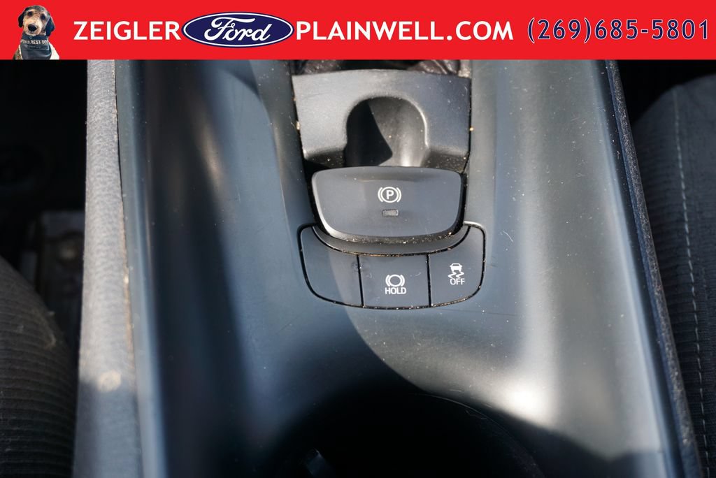 Used 2018 Toyota C-HR XLE FWD image 22
