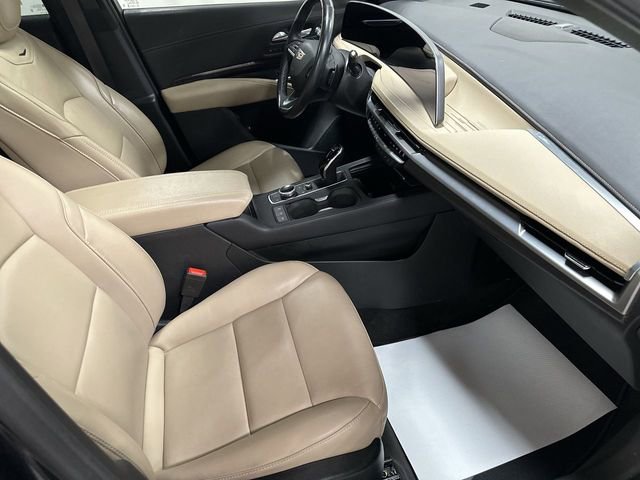Certified 2024 Cadillac XT4 Premium Luxury w/ Cold Weather Package image 17