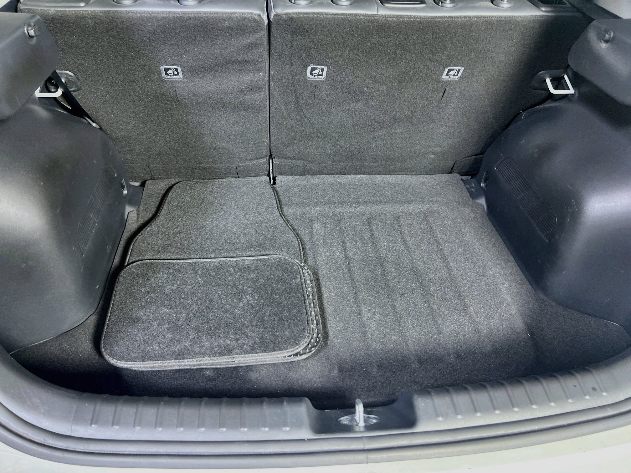 Used 2023 Kia Niro EX FWD image 25