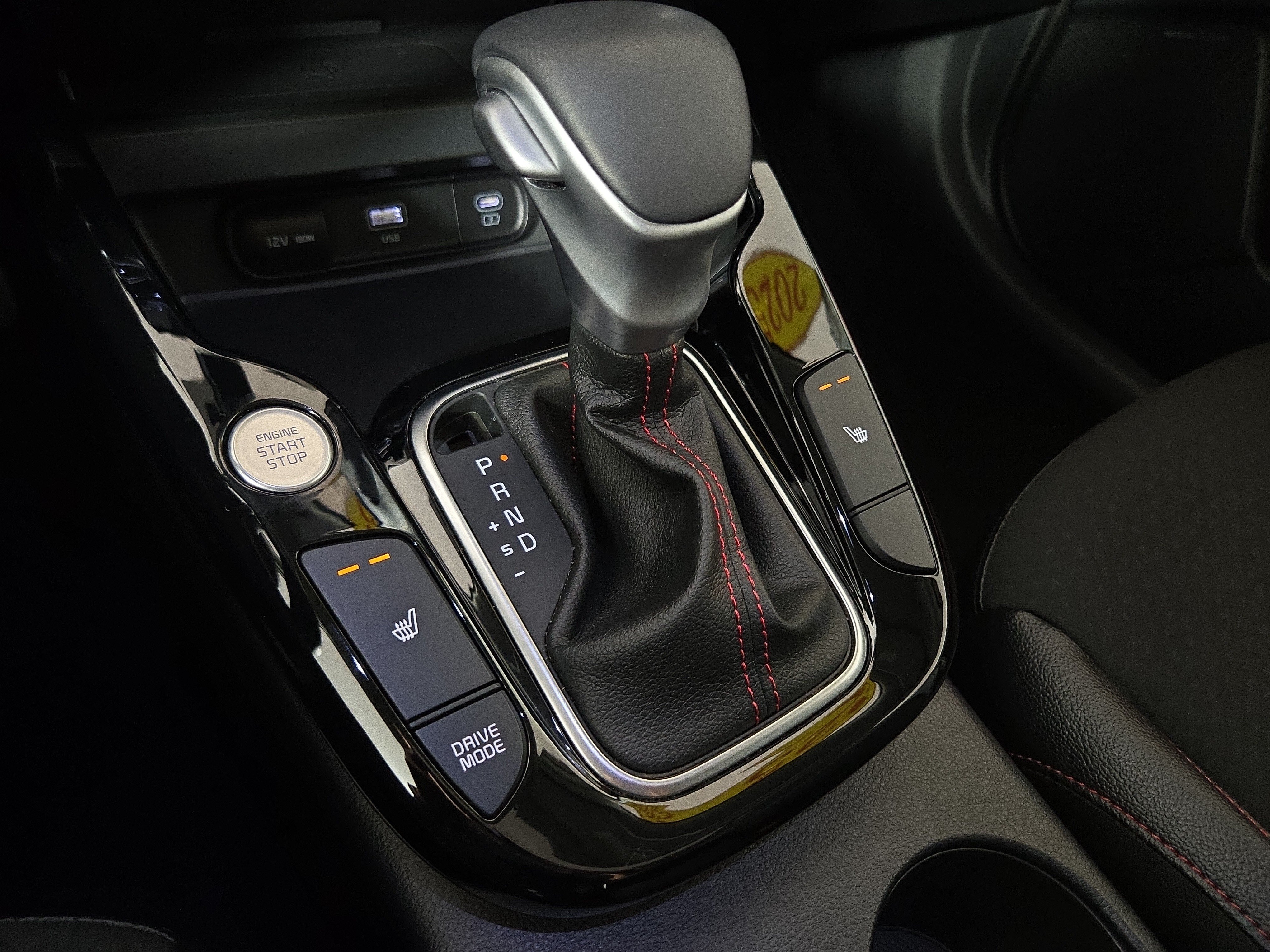 Used 2025 Kia Soul GT-Line w/ GT-Line Technology Package FWD image 23