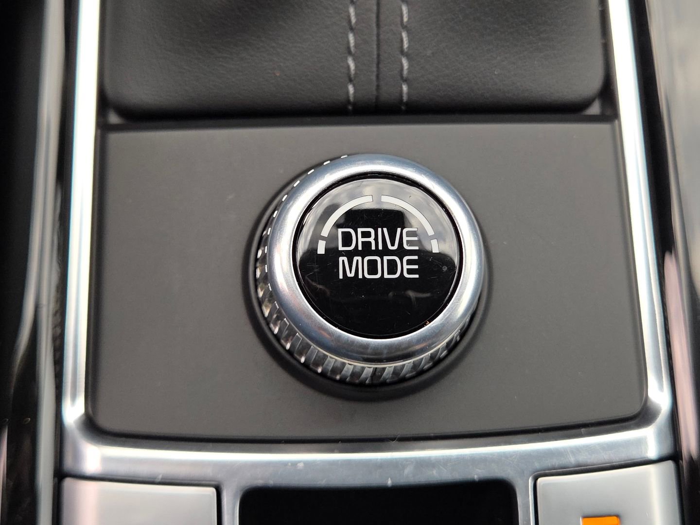 Used 2025 Kia Telluride S image 27