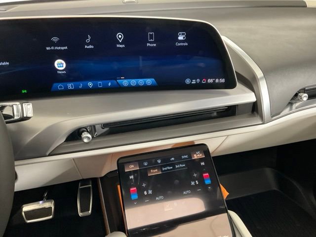 New 2026 Cadillac Vistiq Sport w/ LPO, Floor Liner Package image 18