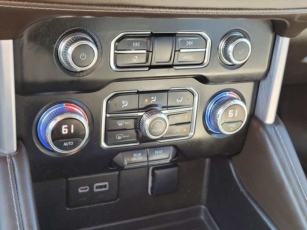 Used 2022 GMC Yukon XL SLE w/ Gmc Pro Safety Plus Package image 27