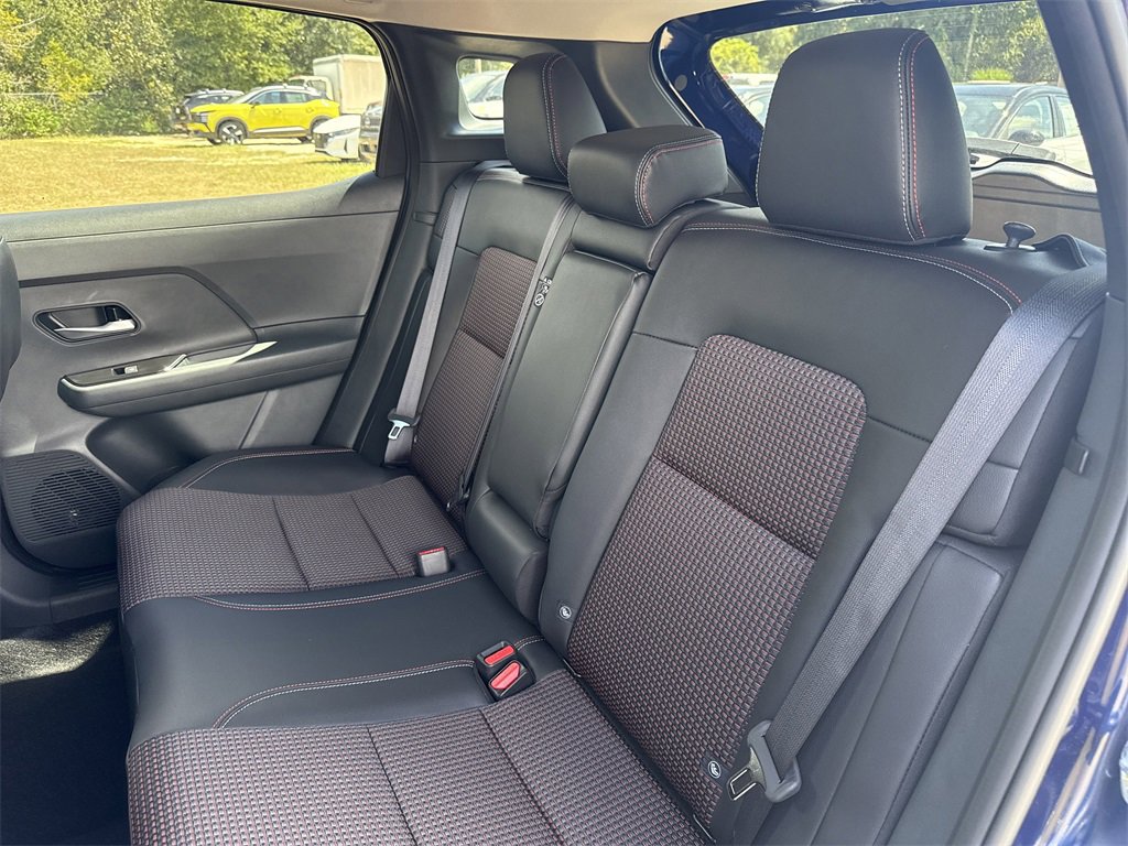 New 2026 Nissan Kicks SR image 21
