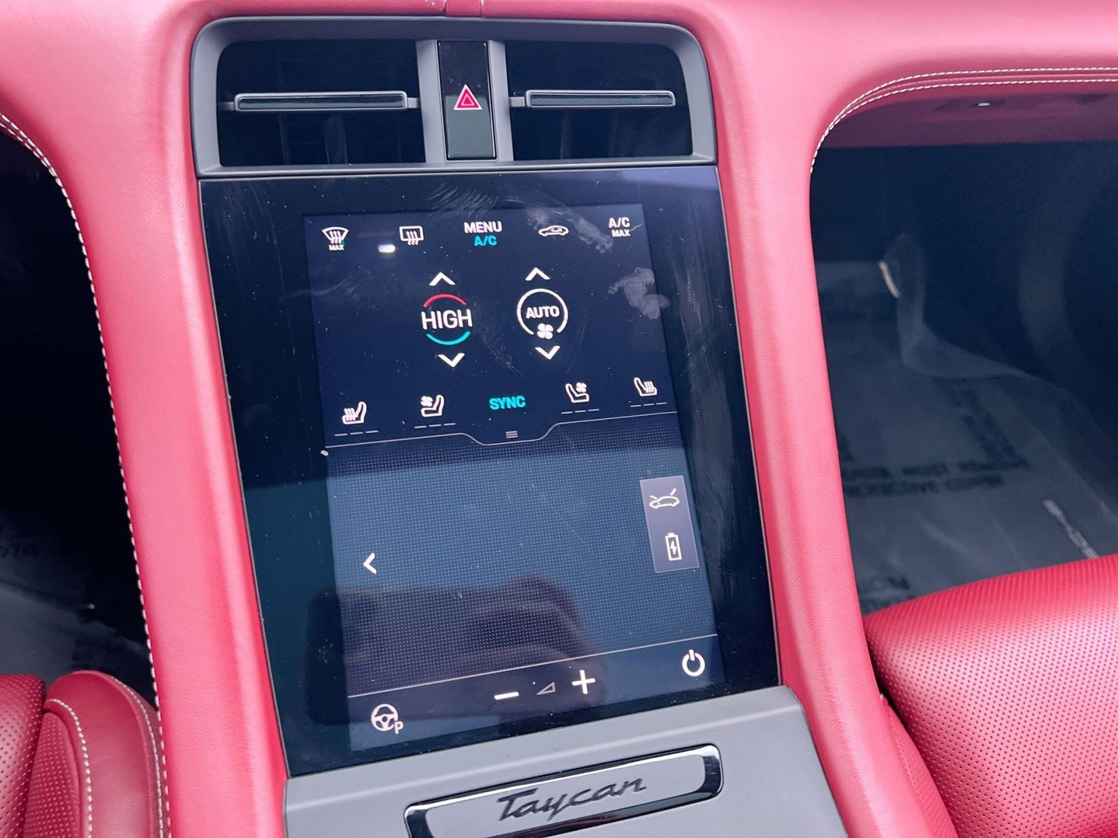Used 2022 Porsche Taycan 4S image 21
