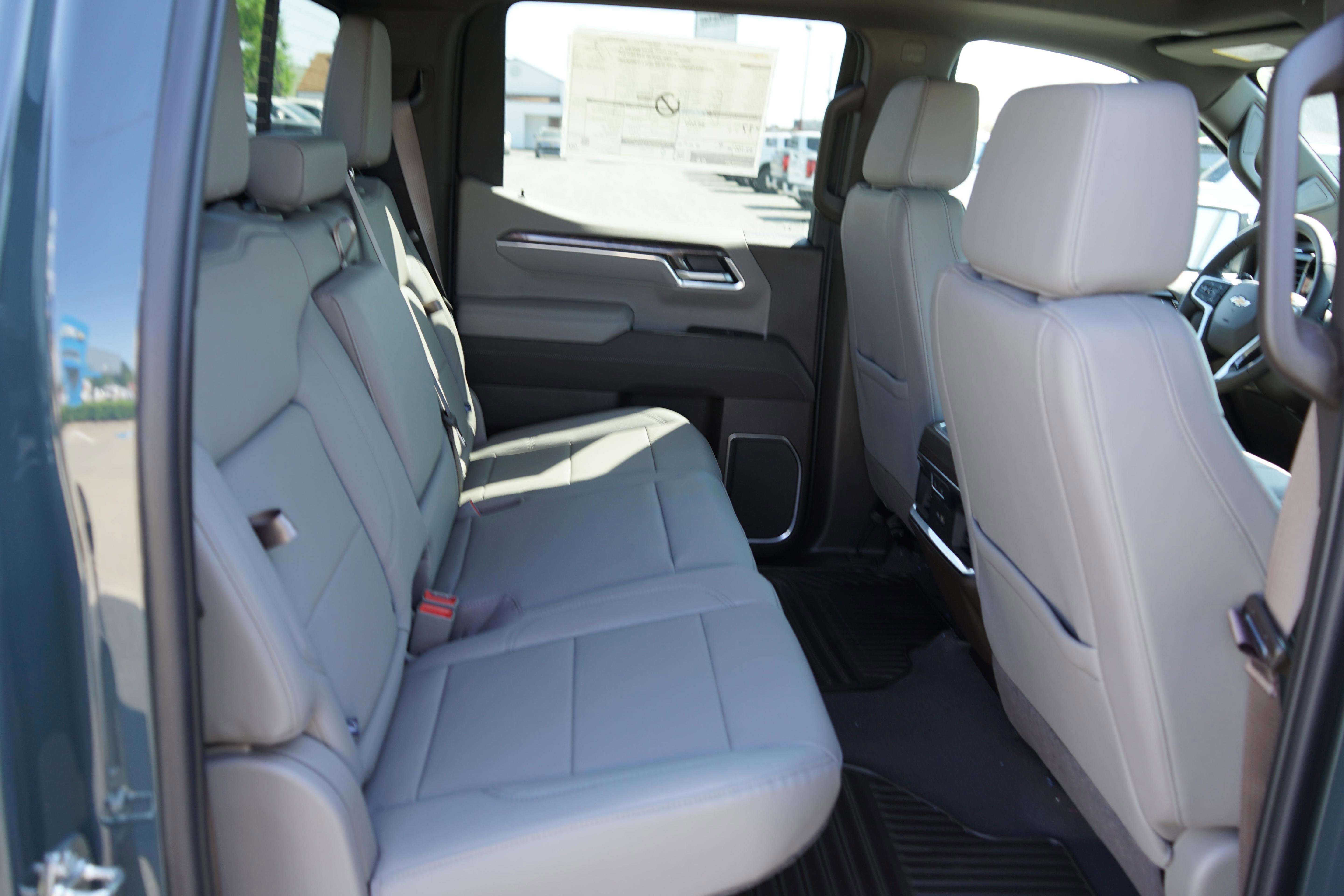 New 2025 Chevrolet Silverado 1500 LTZ w/ LTZ Premium Package image 21