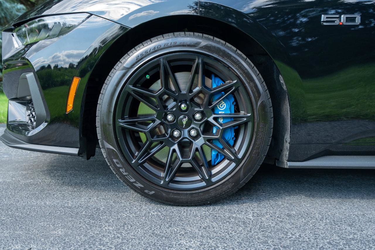 Used 2024 Ford Mustang GT Premium w/ GT Performance Package RWD image 10