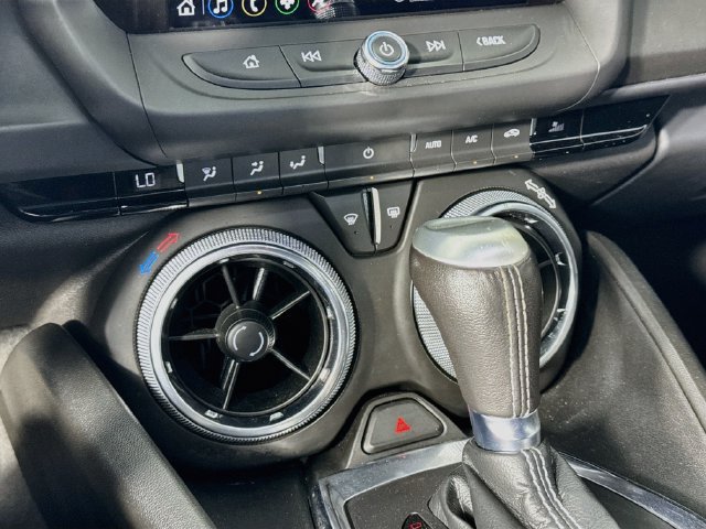 Used 2023 Chevrolet Camaro LT w/ Technology Package RWD image 16