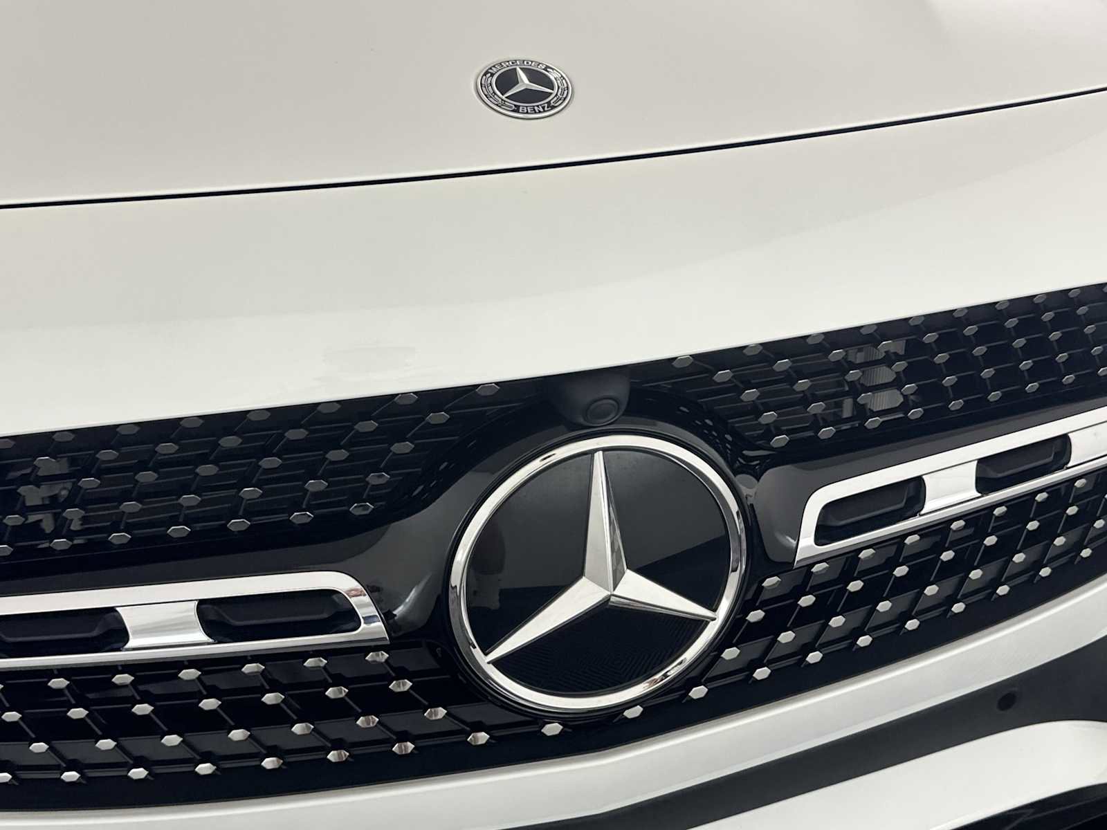 Used 2025 Mercedes-Benz GLA 250 4MATIC image 13