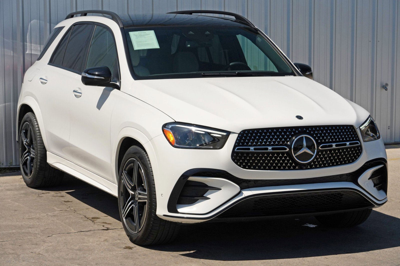 Used 2024 Mercedes-Benz GLE 450e 4MATIC image 63
