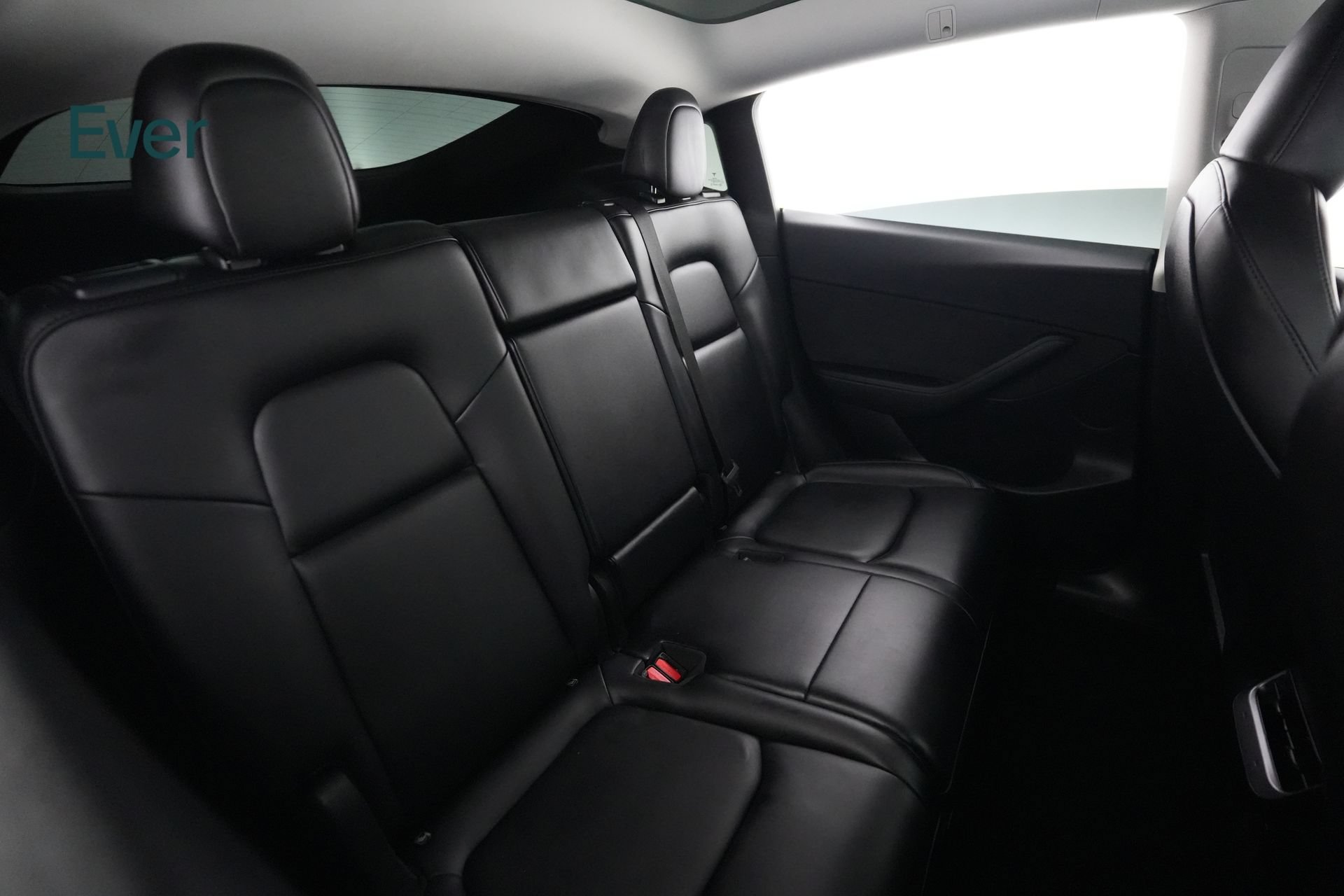 Used 2023 Tesla Model Y Long Range AWD/4WD image 5