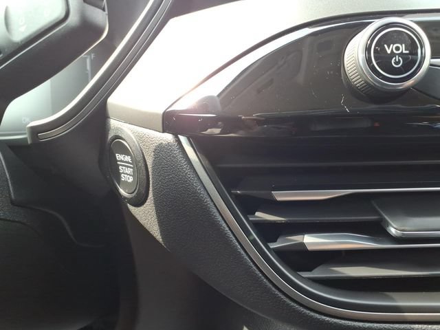 Certified 2023 Ford Escape Active AWD/4WD image 21