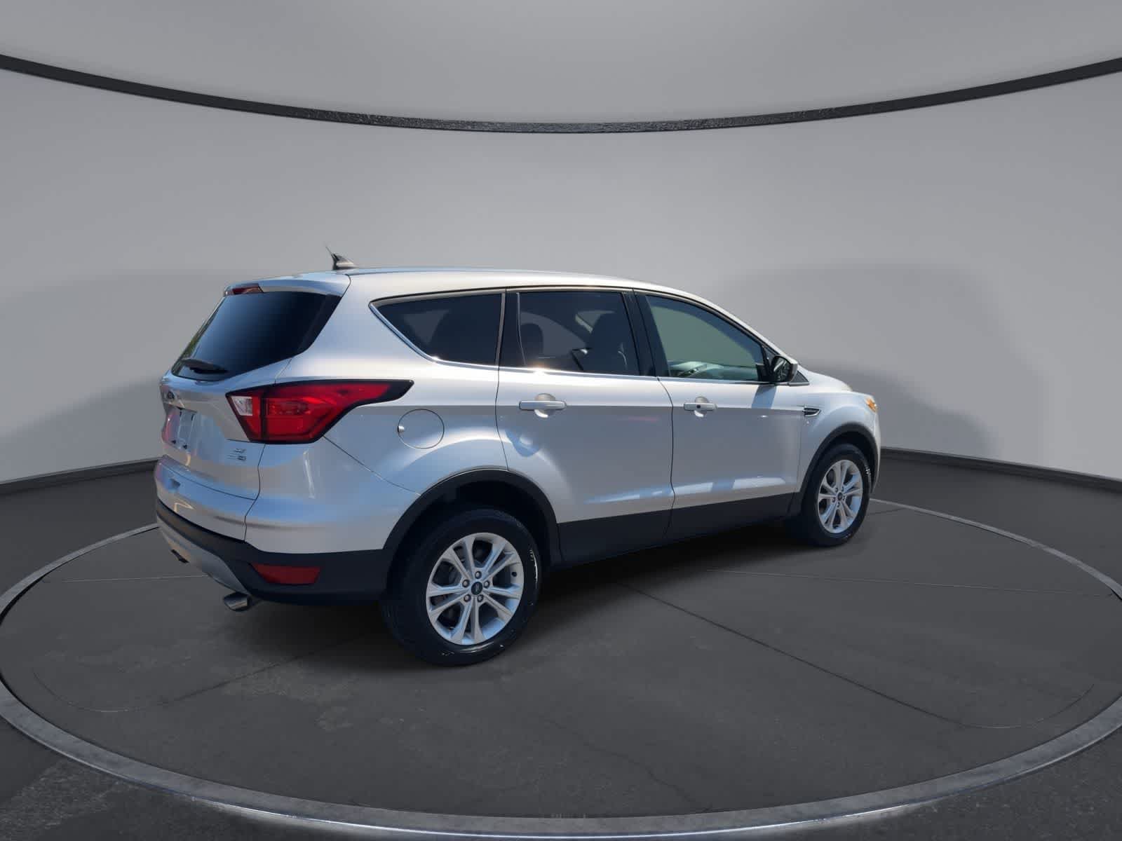 Used 2019 Ford Escape SE AWD/4WD image 8