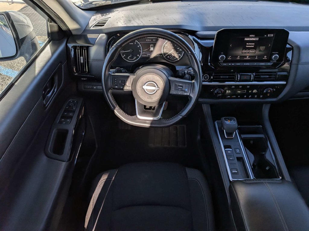 Used 2024 Nissan Pathfinder SV FWD image 14