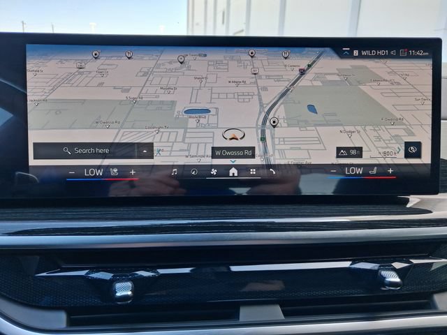 Used 2025 BMW X6 xDrive40i w/ Parking Assistance Package AWD/4WD image 18