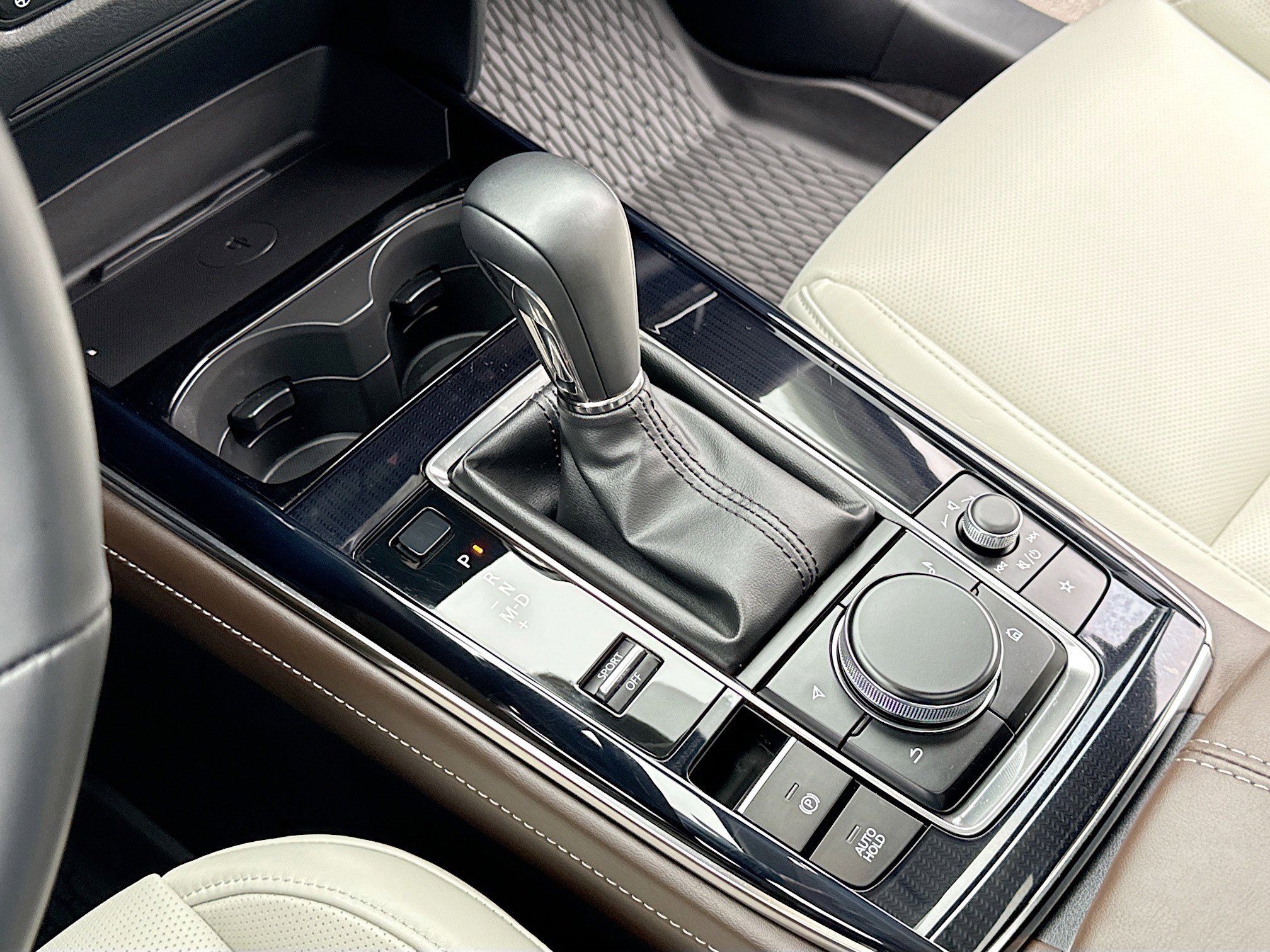 Certified 2025 MAZDA CX-30 2.5 Turbo w/ Premium Plus Pkg image 12