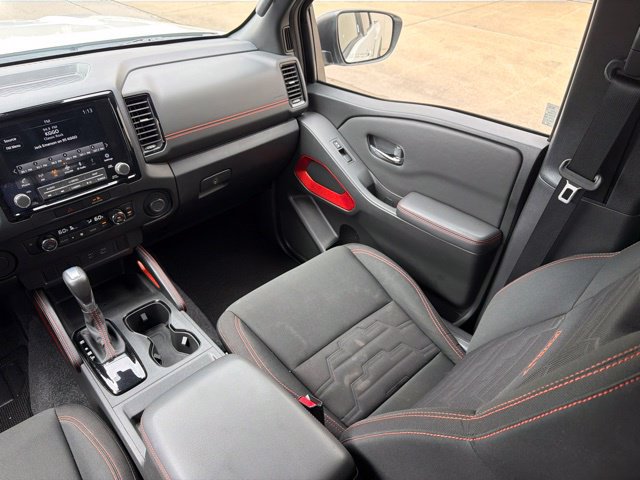 Used 2022 Nissan Frontier Pro-X RWD image 18
