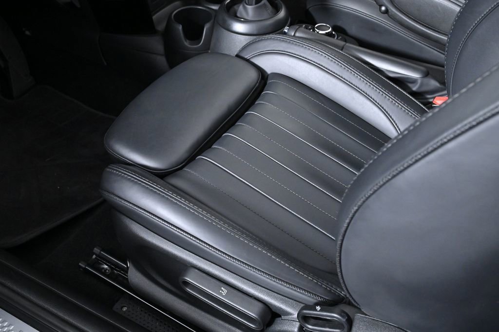 Certified 2024 MINI Cooper S image 29